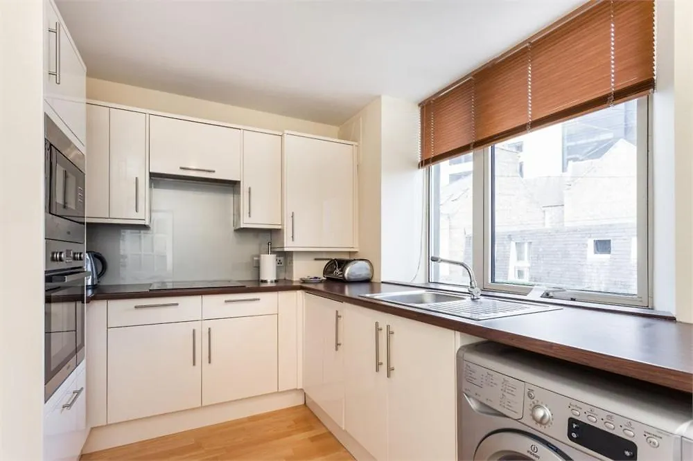 Chapel Street 42B First Floor 1-Bedroom Apartment, Aberdeen City Center